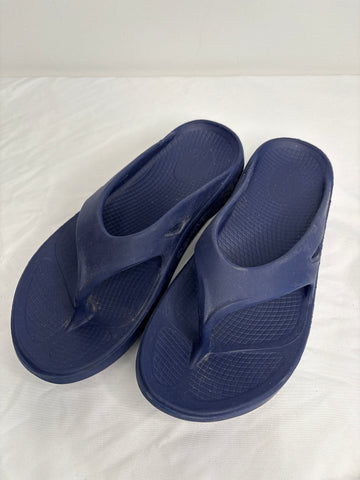 OOFOS Original Sandals (US M7/W9)