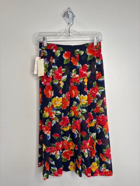 NWT Liz Claiborne Set Of 2 Floral Blouse With Skirt (6)