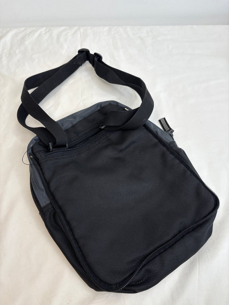 VIntage Eddie Bauer EBTek Outdoor Backpack Zip Crossbody Bag