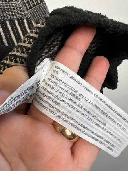 Hollister Knit Sweater (XL)