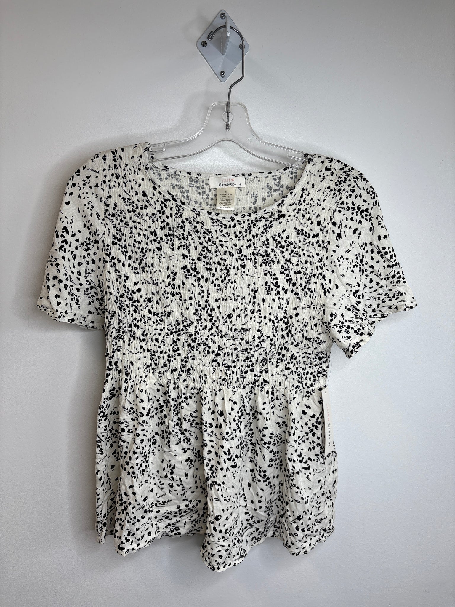 NWT Urban Romantics Animal Print Top (M)