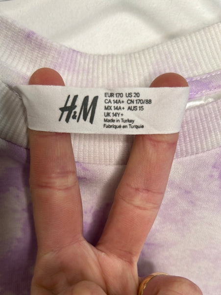 H&M Big Girl's Looney Tunes Tweety Tie Dye Crewneck Sweatshirt (US Size 20)