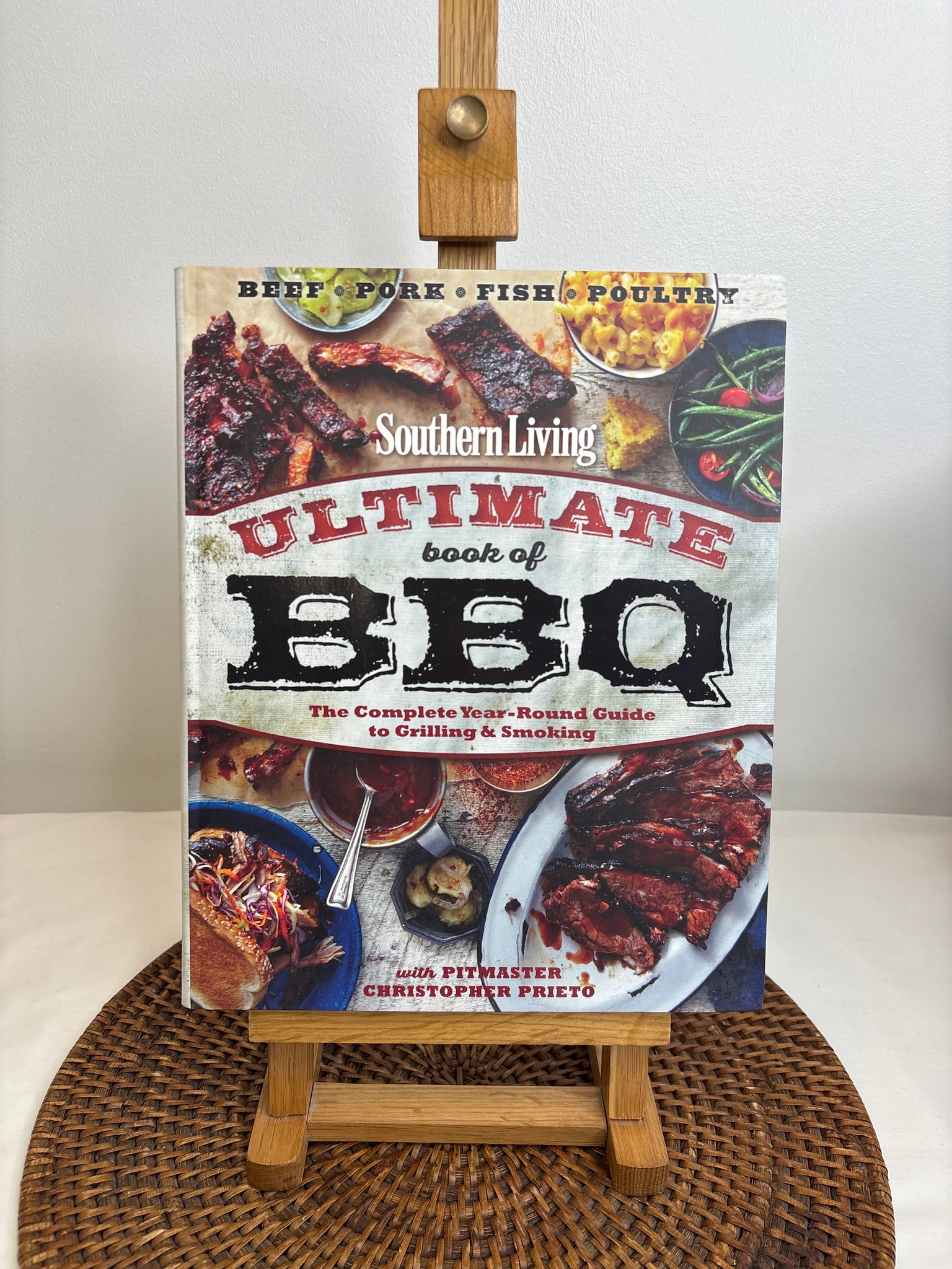 Southern Living Ultimate Book Of BBQ - Christopher Pieto