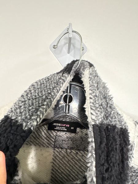 Ardene Curve Teddy Quarter Zip Sweater (2XL)