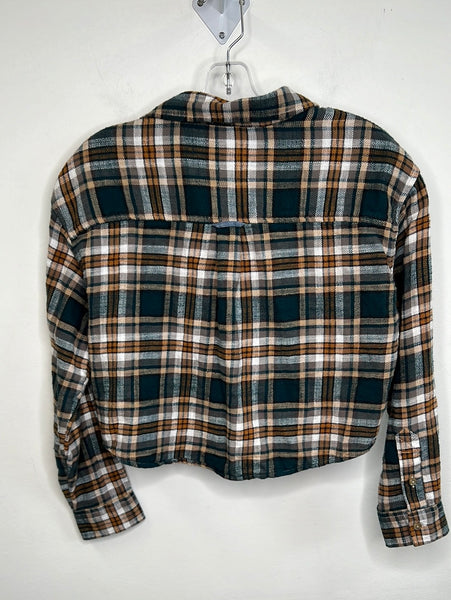 American Eagle Plaid Cropped Button Up Long Sleeve Shirt (S)