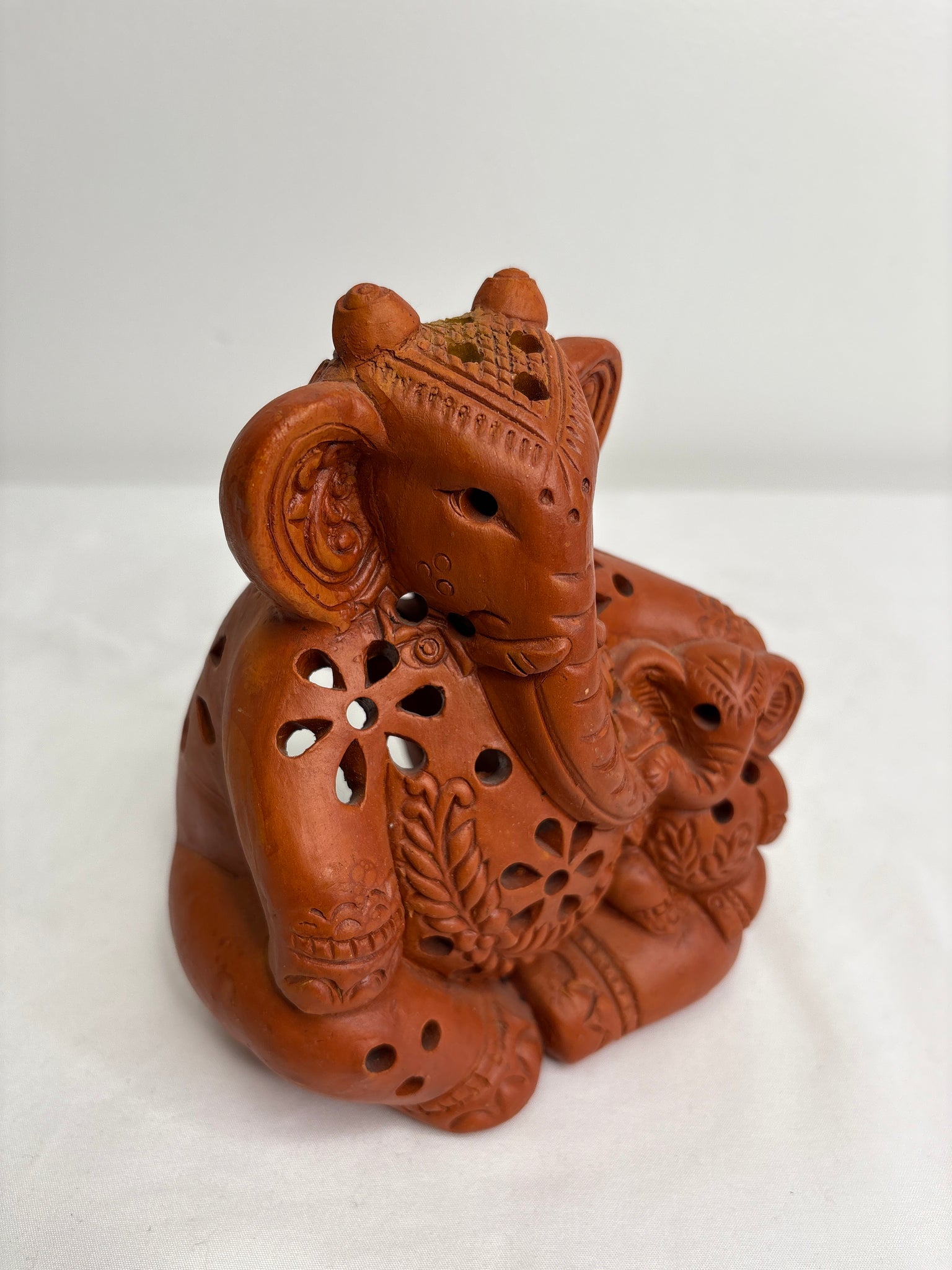 NWT Ten Thousand Villages Terracotta Elephant Candle Holder