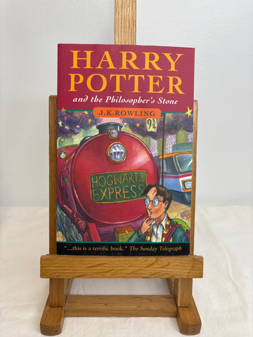 Harry Potter And The Philospher's Stone (Book 1) - J.K Rowling