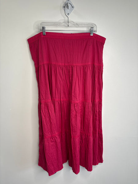 The Paragon Reversible Cotton Tiered-Skirt (L)