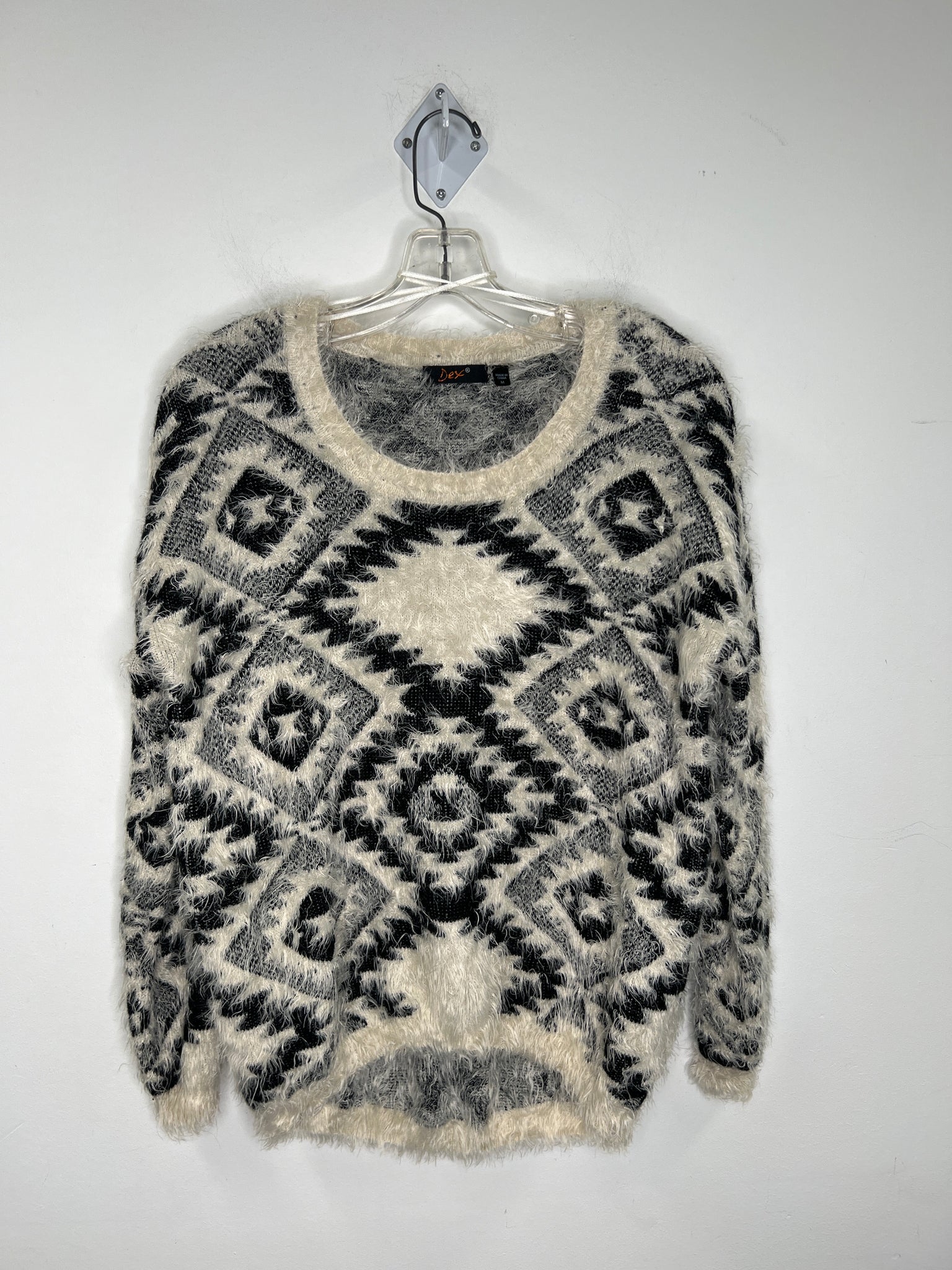 Dex Black And White Diamond Print Fuzzy Long-Sleeve Sweater (M)