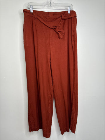 Symbol Wide Leg Pants (XL)