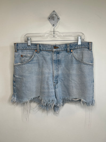 Vintage Levi's 634 Short Cut Off Denim Shorts (36X30)