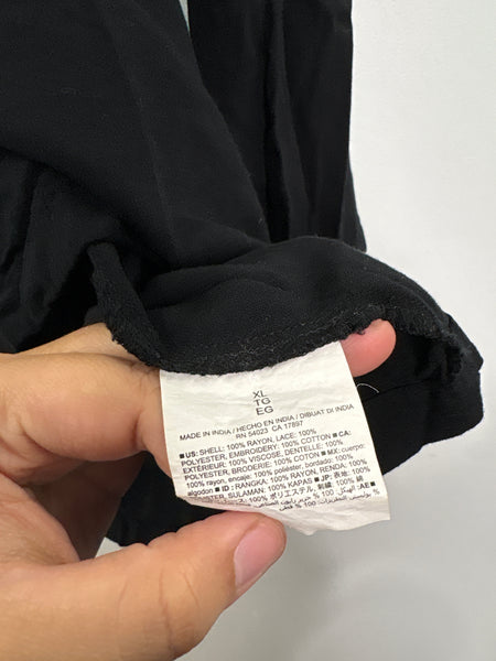 Old Navy Lacey Top (XL)