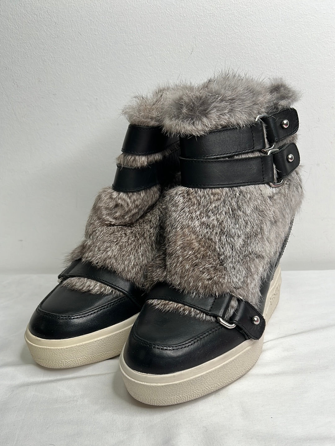 Ash Black Leather With Real Rabbit Fur Wedge (US 8.5)