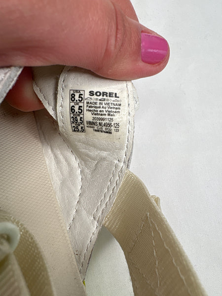 Sorel Kinetic Sandals (8.5)