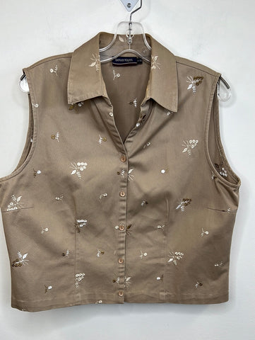 Denver Hayes Floral Button-Up Cropped Vest (W/16)