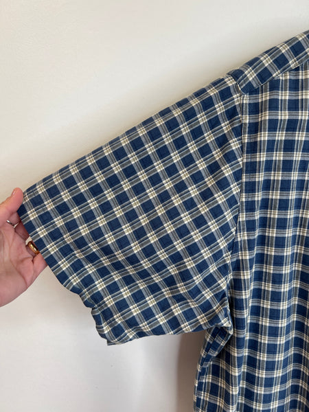 Eddie Bauer Blue Checkered Button-Up Shirt (M)