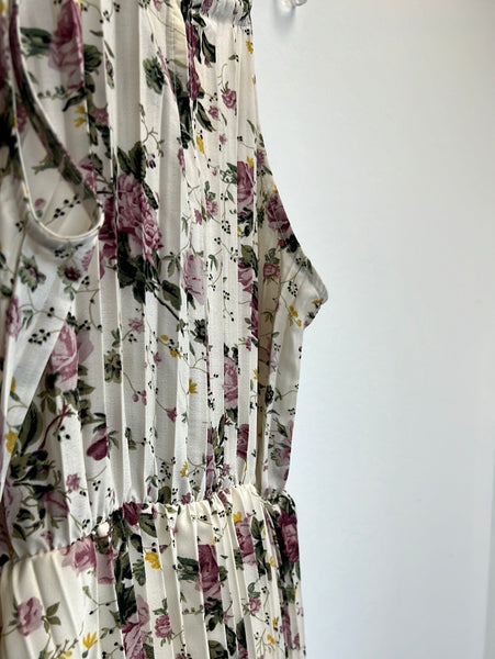 Sleeveless Floral Print Maxi Halter Pleated Dress