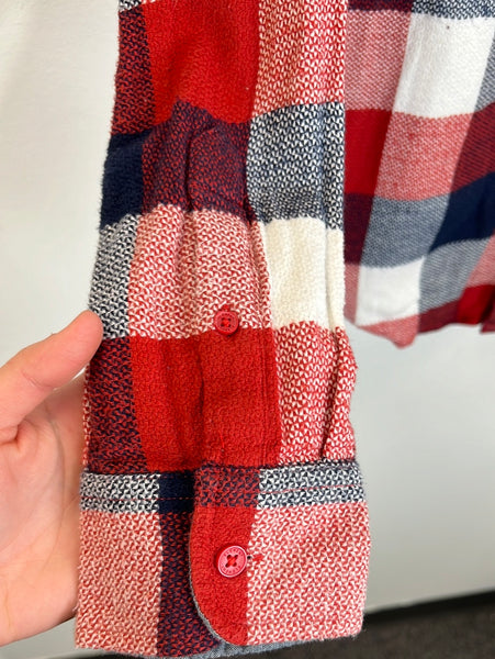 Button Up Plaid Flannel Long-Sleeve (S)