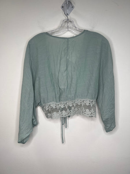 NWT Lacey Wide-Sleeve Crop Cardigan (M)