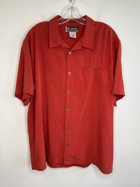 Columbia Burnt Orange Checkered Short-Sleeved Button-Up Shirt (XL)