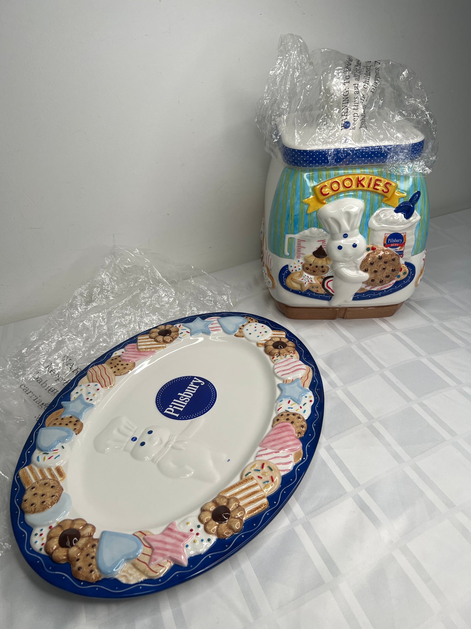 SET OF 2 Vintage Danbury Pillsbury Doughboy Large Cookie Jar & Platter Set