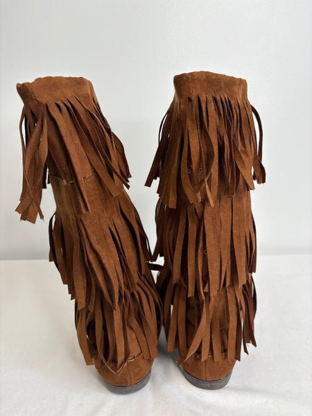 Kohl’s Suede Fringe Boots (US 9M)