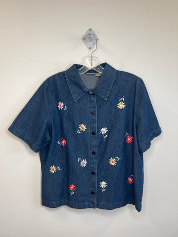 Vintage Allison Daley Denim Floral Embroidered Short-Sleeved Button-Up Shirt (M)