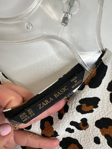 Zara Basic Leopard Print Top (XS)