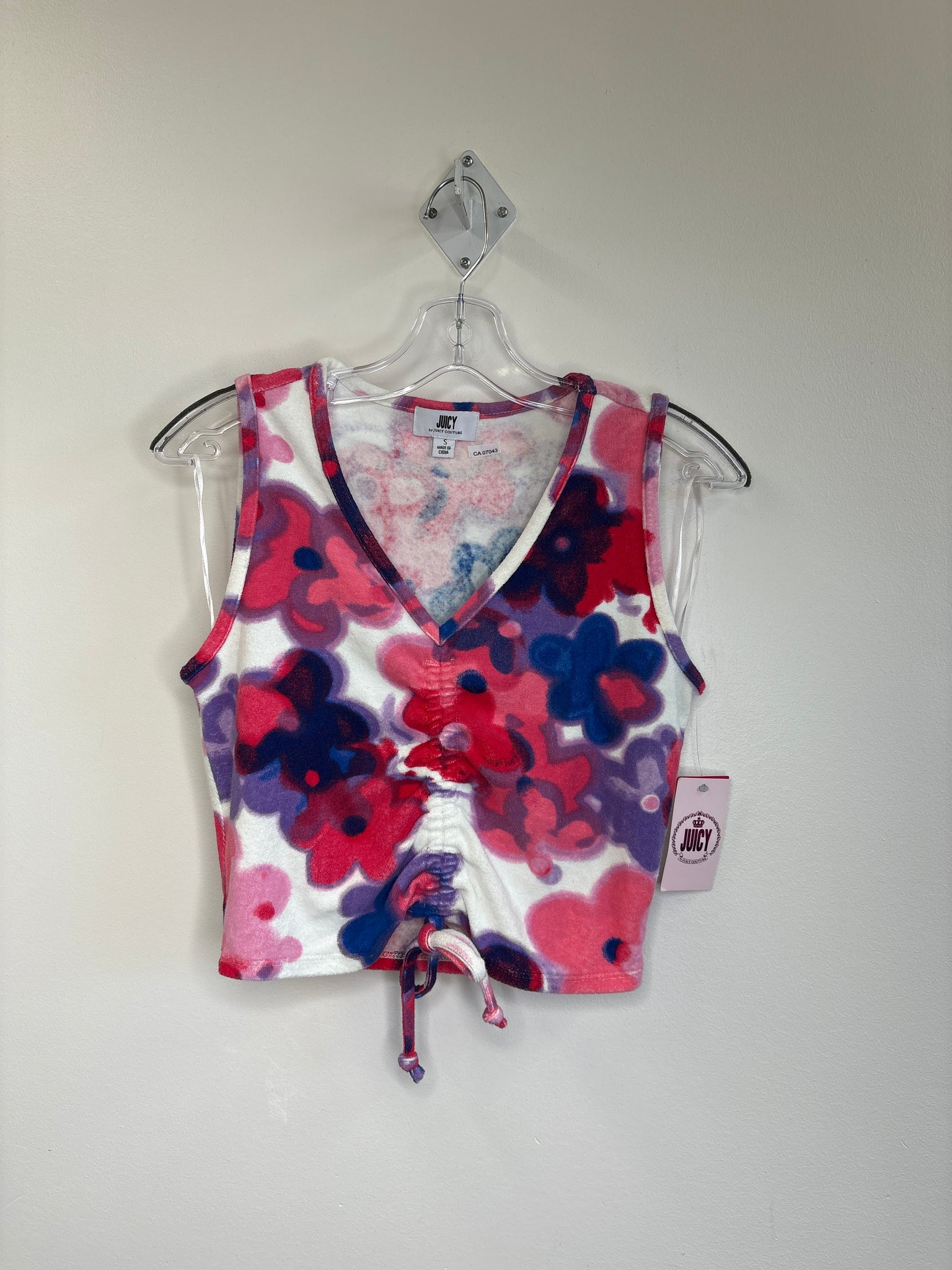 NWT Juicy Couture All Over Floral Middle Cinch Cropped Top (S)