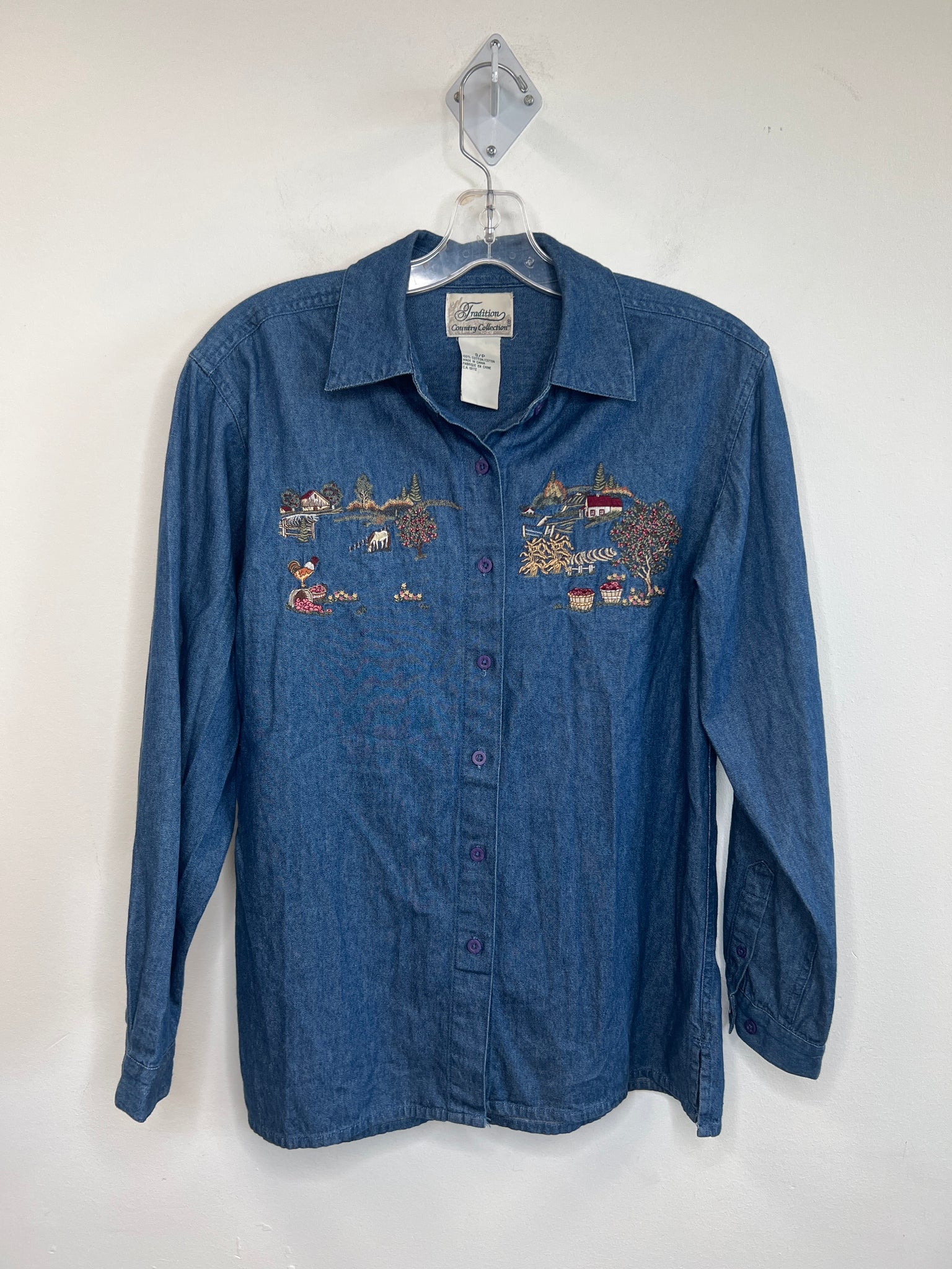 Vintage Tradition Country Collection Denim Orchard Scene Embroidered Long Sleeve Button Up Shirt (S)