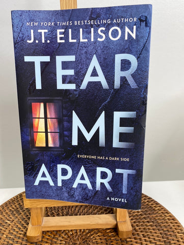 Tear Me Apart - J. T. Ellison