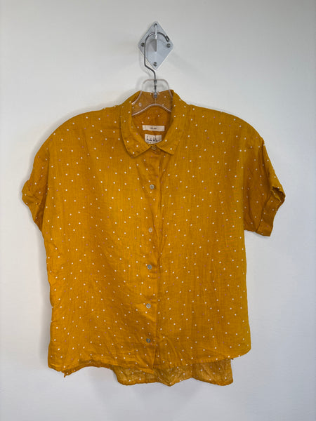 Nicole Miller New York Yellow Polka Dot Linen Short Sleeve Blouse (XS)