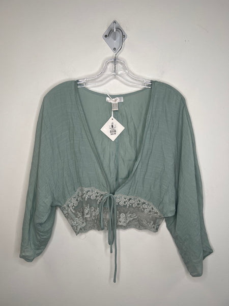 NWT Lacey Wide-Sleeve Crop Cardigan (M)