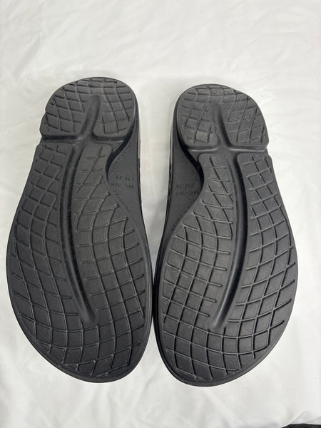 OOFS OOAHH Slides Sandals (US M6/W8)
