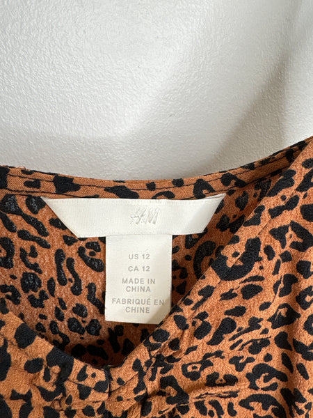 H&M Leopard Print V-Neck Cami Top (12)