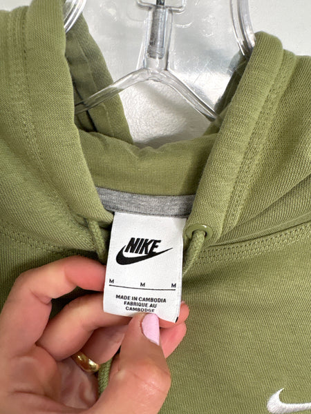 Nike Embroidered Logo Hoodie (M)