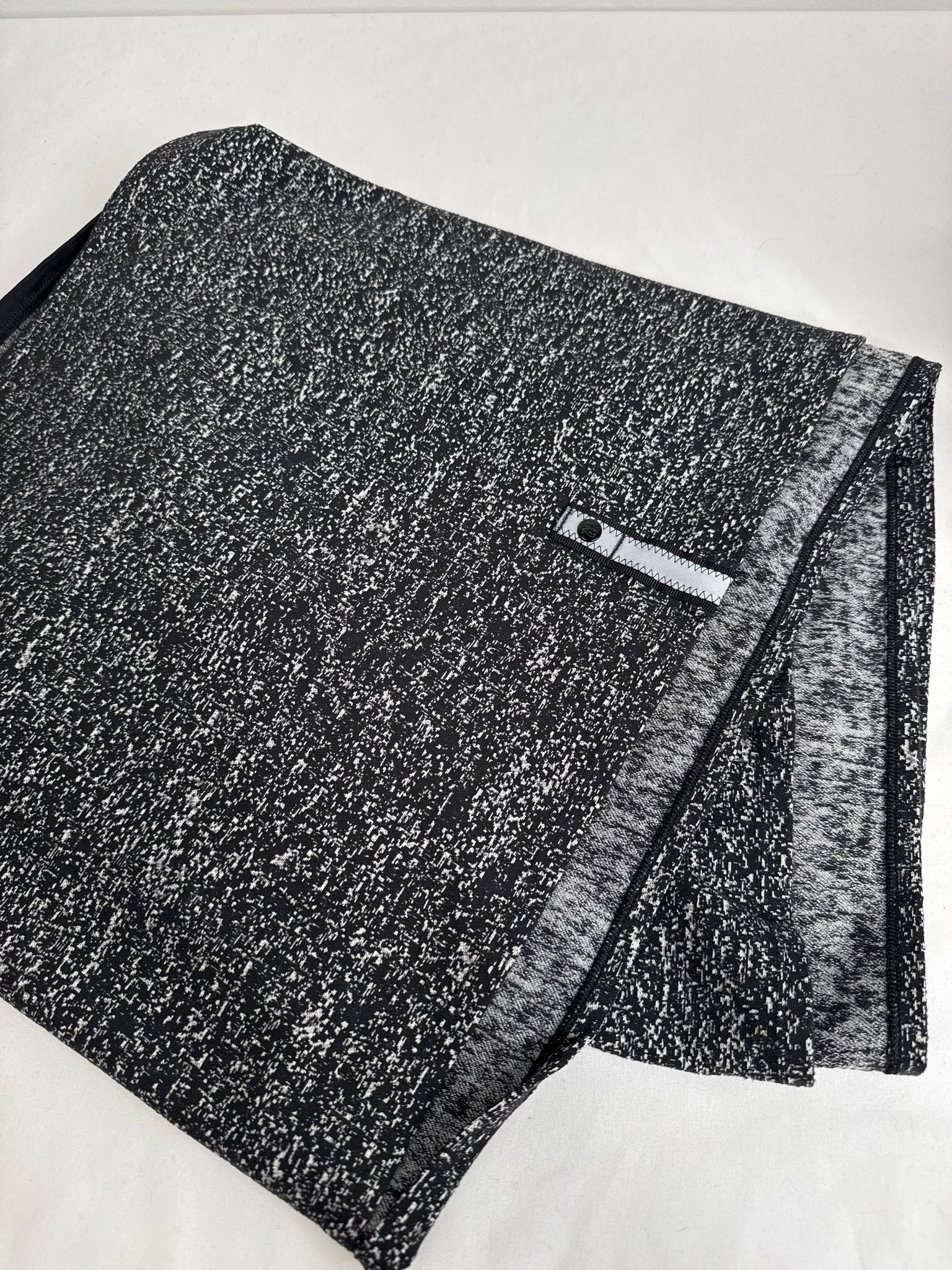 Lululemon Vinsaya Scarf Wrap