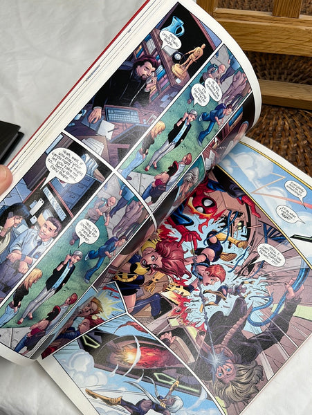 Marvel Ultimate Spider-man: Irresponsible Volume 7 (Comic)