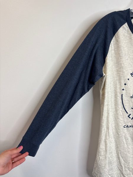 Canadian Collective Mountain Lifestyle Canmore, Canada Cotton-Blend Graphic Baseball Long-Sleeve Top (L)