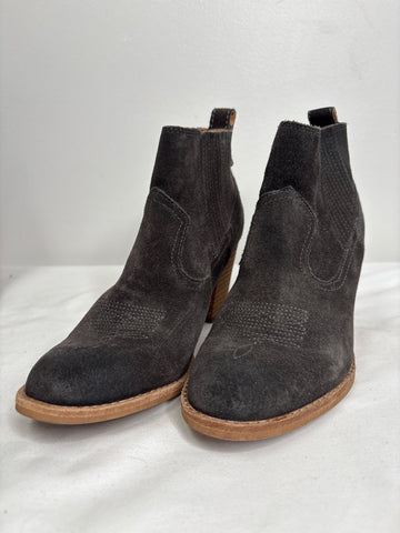 Dolce Vita Suede Heeled Western Ankle Boots (US 7.5)