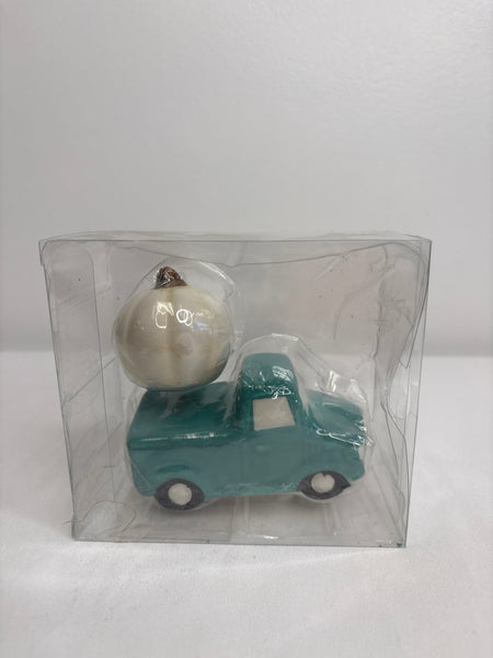 NWT Truck & Pumpkin Salt+Pepper Shakers
