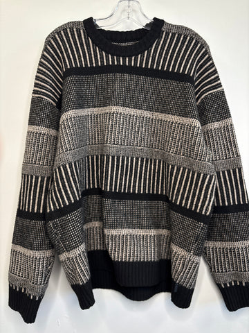Hollister Knit Sweater (XL)