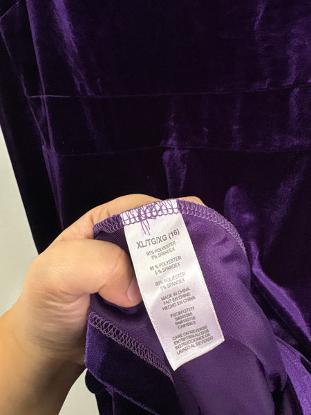 Signature Collection Velvet V-Neck Long-Sleeve Dress (16)