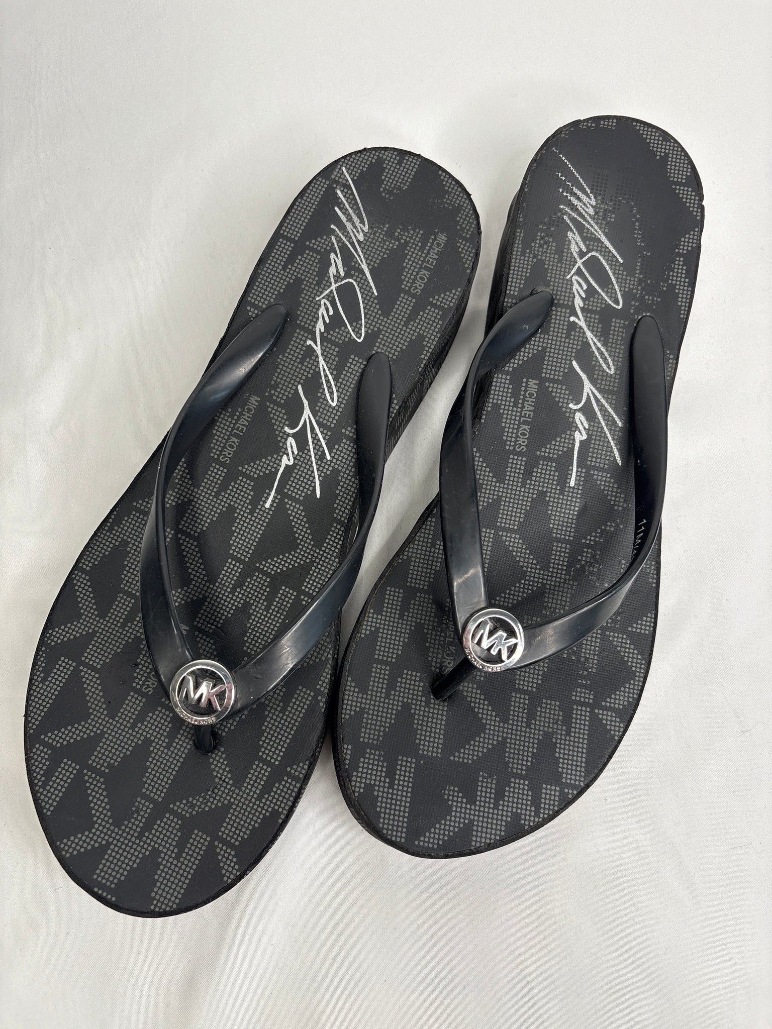 Michael Kors Signature Platform Flip Flops (11M)