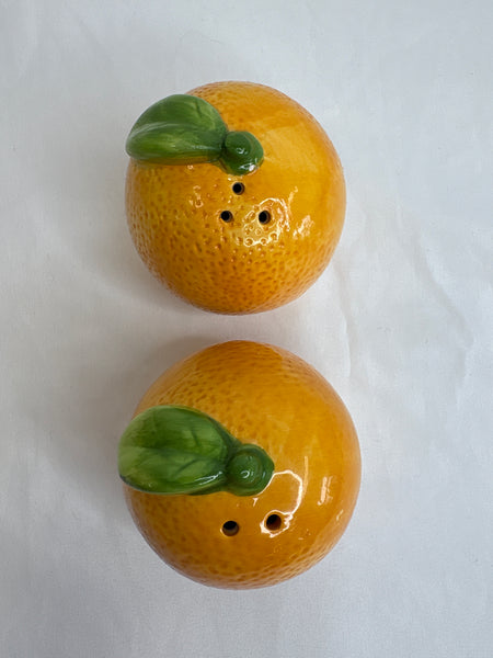 Set Of 2 Orange Citrus Salt and Pepper Shakers