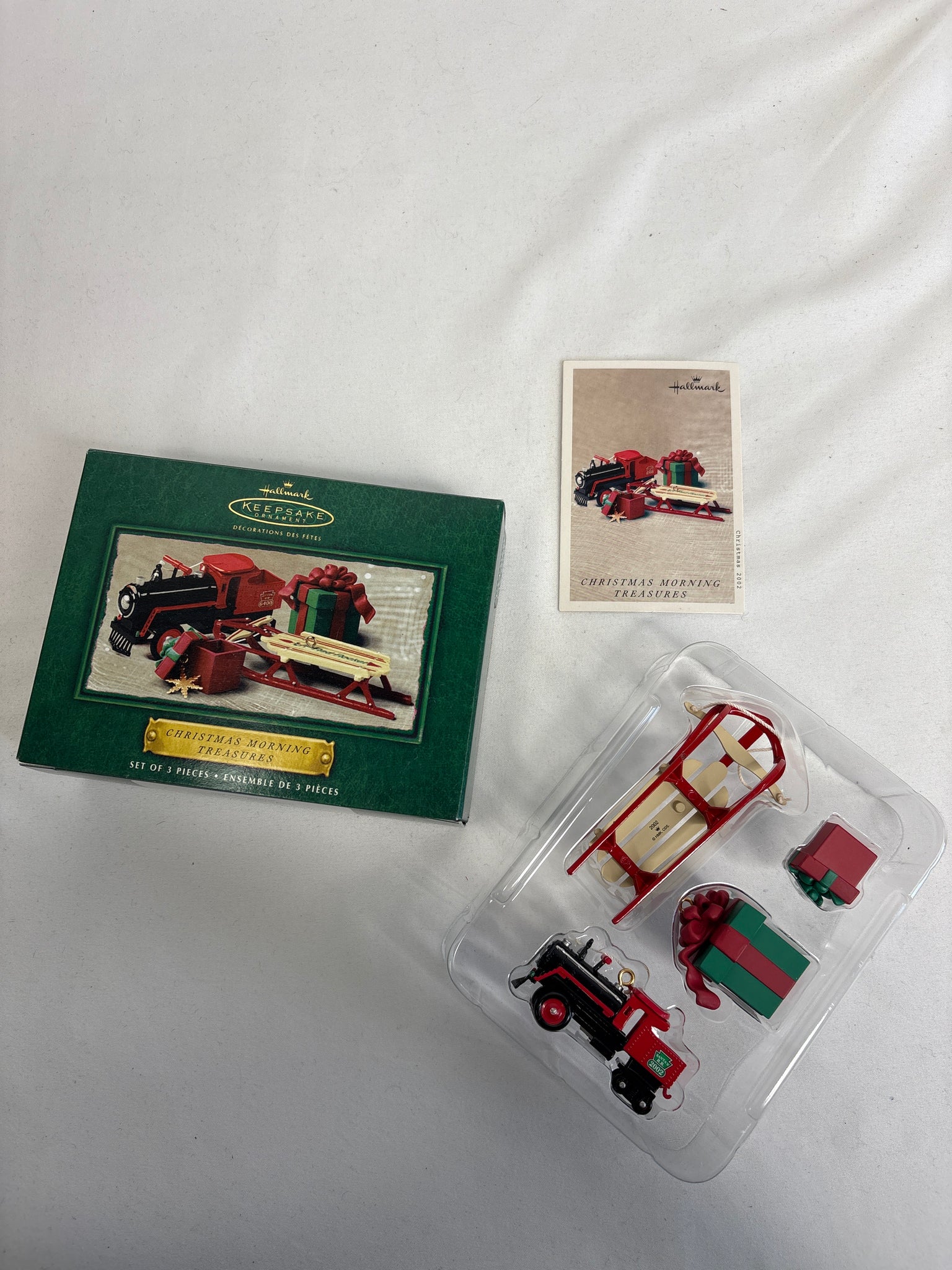 Vintage Hallmark Keepsake 2002 Christmas Morning Treasures Ornament