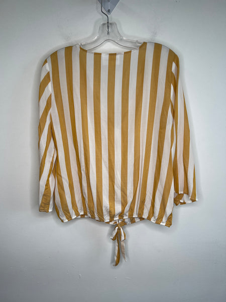 Olive+Oak Yellow Striped Long-Sleeve Button-Up Crop Top (M)