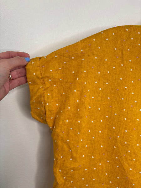 Nicole Miller New York Yellow Polka Dot Linen Short Sleeve Blouse (XS)
