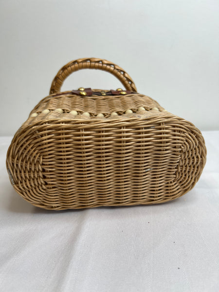 Vintage Made In Hong Kong Straw/Shell Bucket Purse