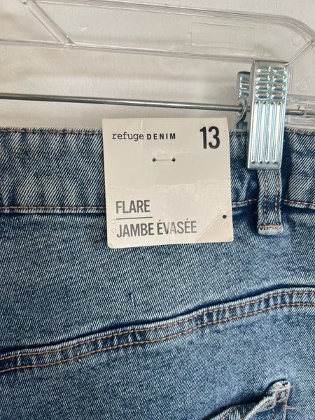 NWT Refuge Denim Flare Jeans (13)